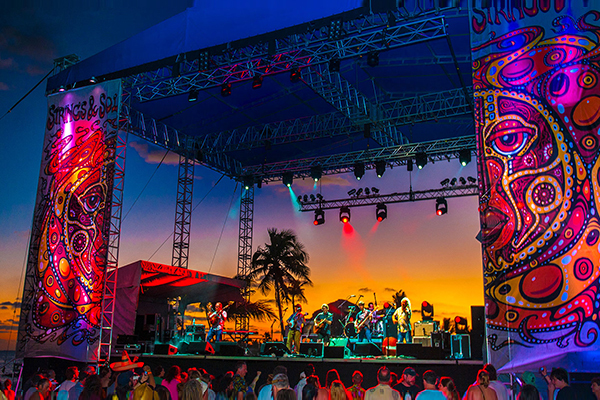 �ݳ����������ߺ�̲